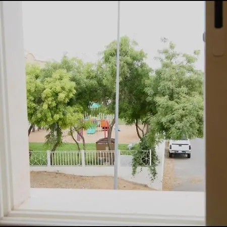 شقة بغرفتين نوم واطلالة على الحديقة Ta'if Exterior photo